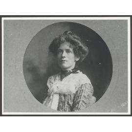 Jeannie Taylor