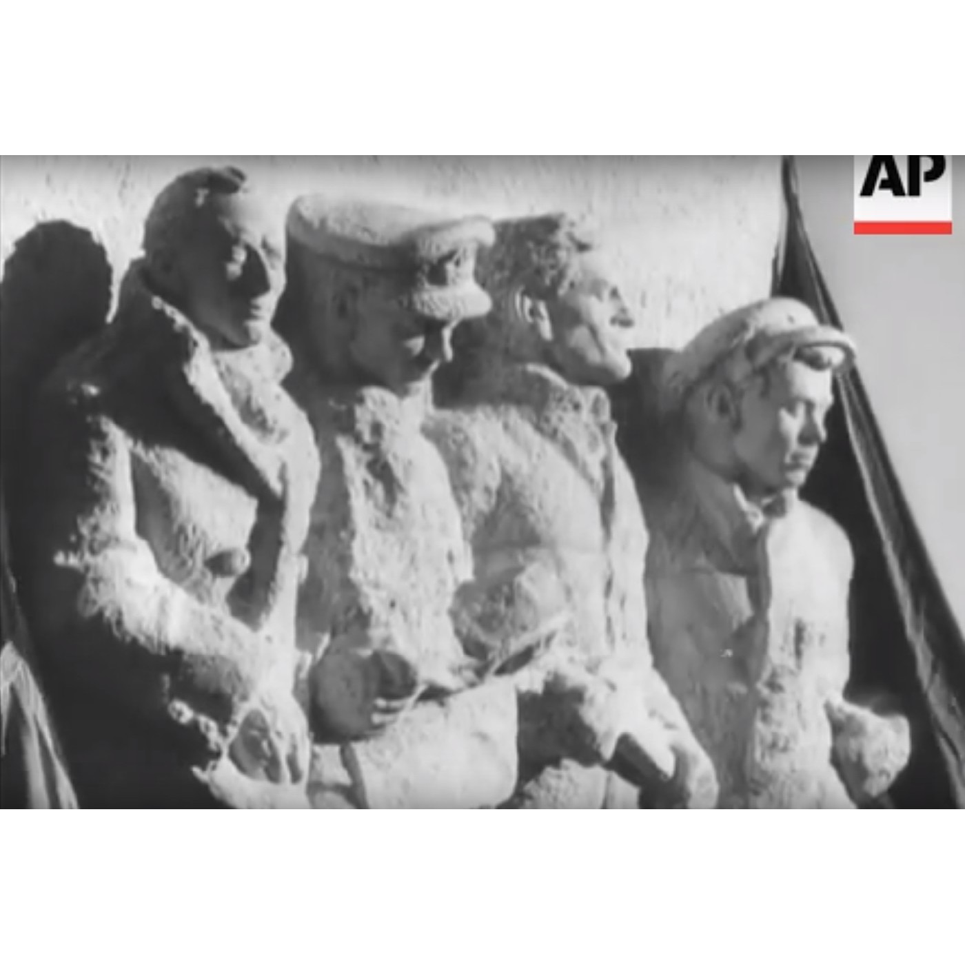 Pioneer pilots honoured