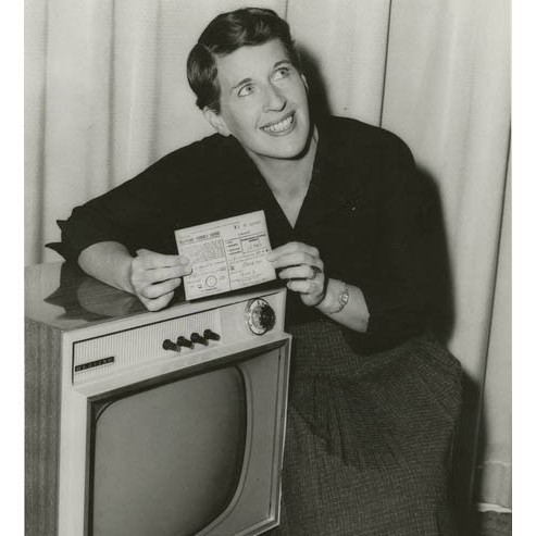 Begin transmission: SA turns on the television