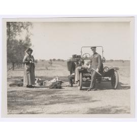 Smith family picnic, Mutooroo Station