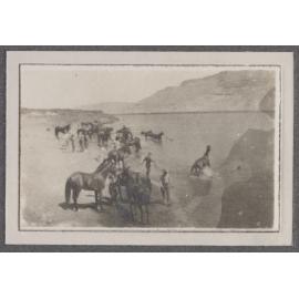 Watering horses, Girga