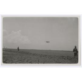 Vickers Vimy approaching Sourabaya