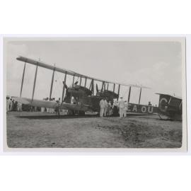 Vickers Vimy surrounded by well wishers at Sourabaya