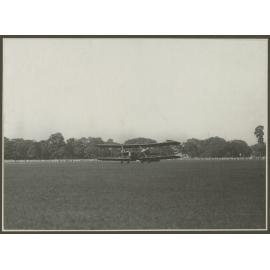 Vickers Vimy landing at Calcutta