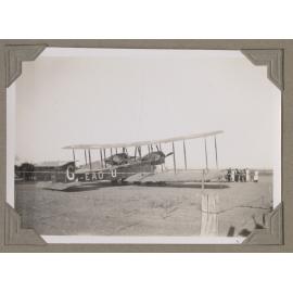 Vickers Vimy arrival at Darwin