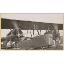 Vickers Vimy at Darwin