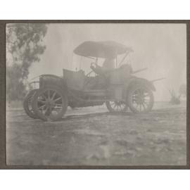 Motor car at Warnes Creek