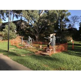 Adult exercise equipment closed, Vale Park