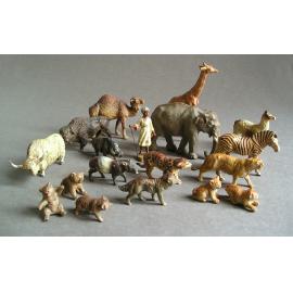Plaster and wire animal set